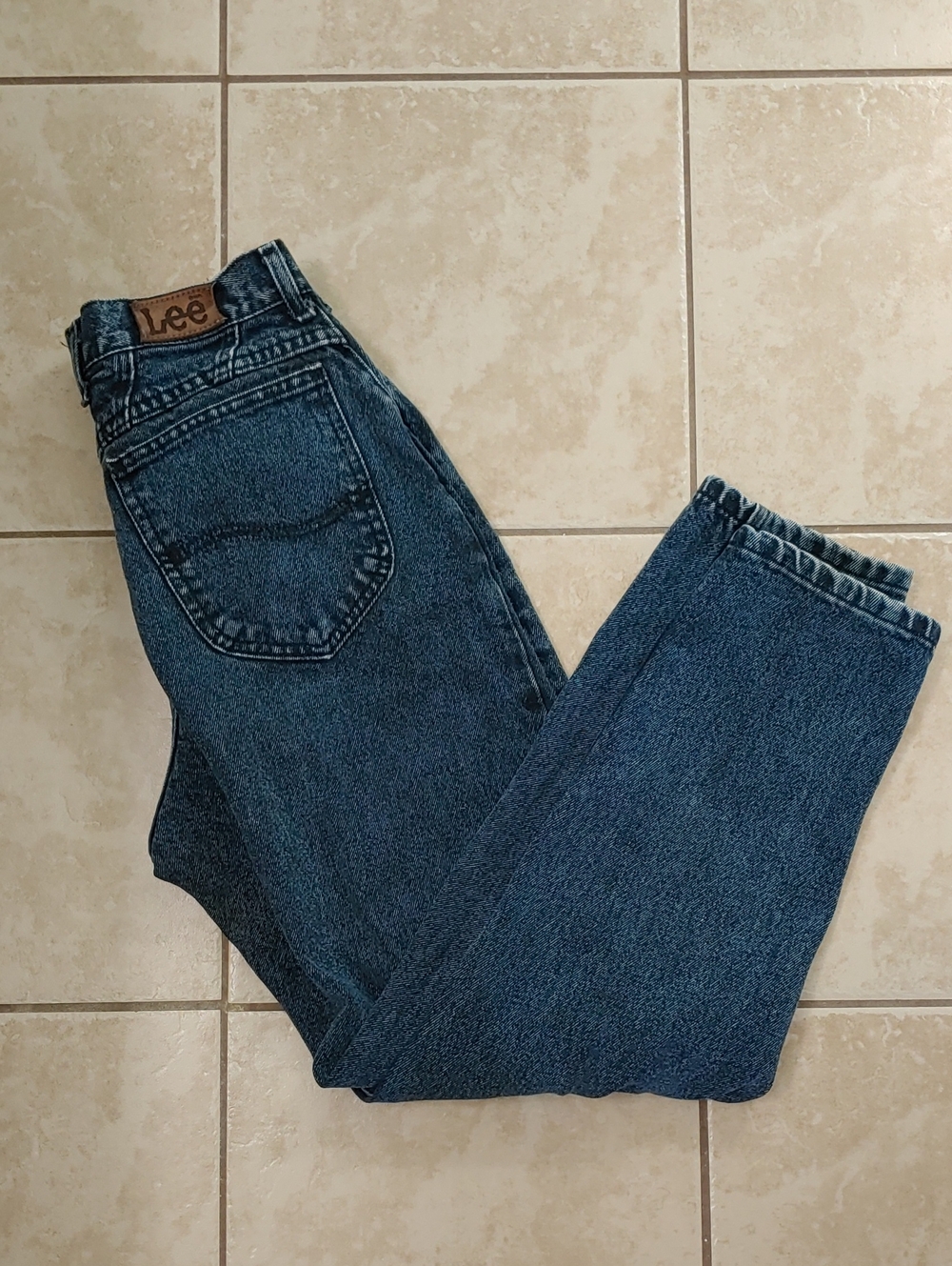 Vintage 90s Lee Jeans High-Rise Straight Jeans Acid Wash Size 26